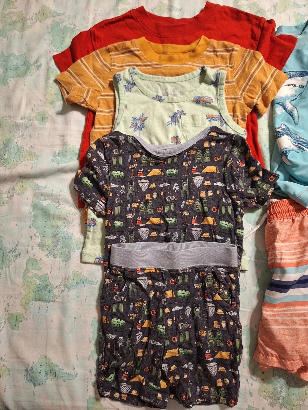 Carters 2t boys